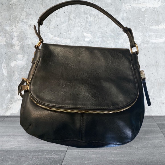 Moda Luxe Faux Leather Zipper Satchel in Black/Gold Hardware. - Picture 7 of 11